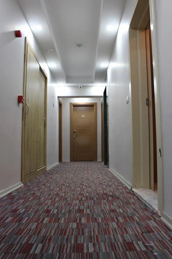 Mojo Suits Otel Izmir 0*,